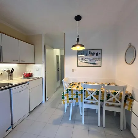 Studio Lumineux A La Bocca Avec Acces Jardin, Proche Plage Et Piscines - Fr-1-609-101 칸느
